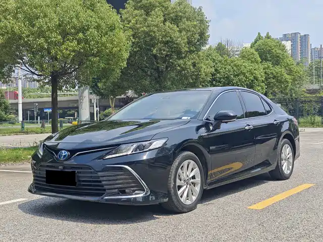 Toyota Camry 2022