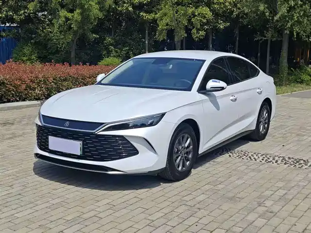 BYD Qin L 2025 DM-i Smart Drive Edition 80KM Leading