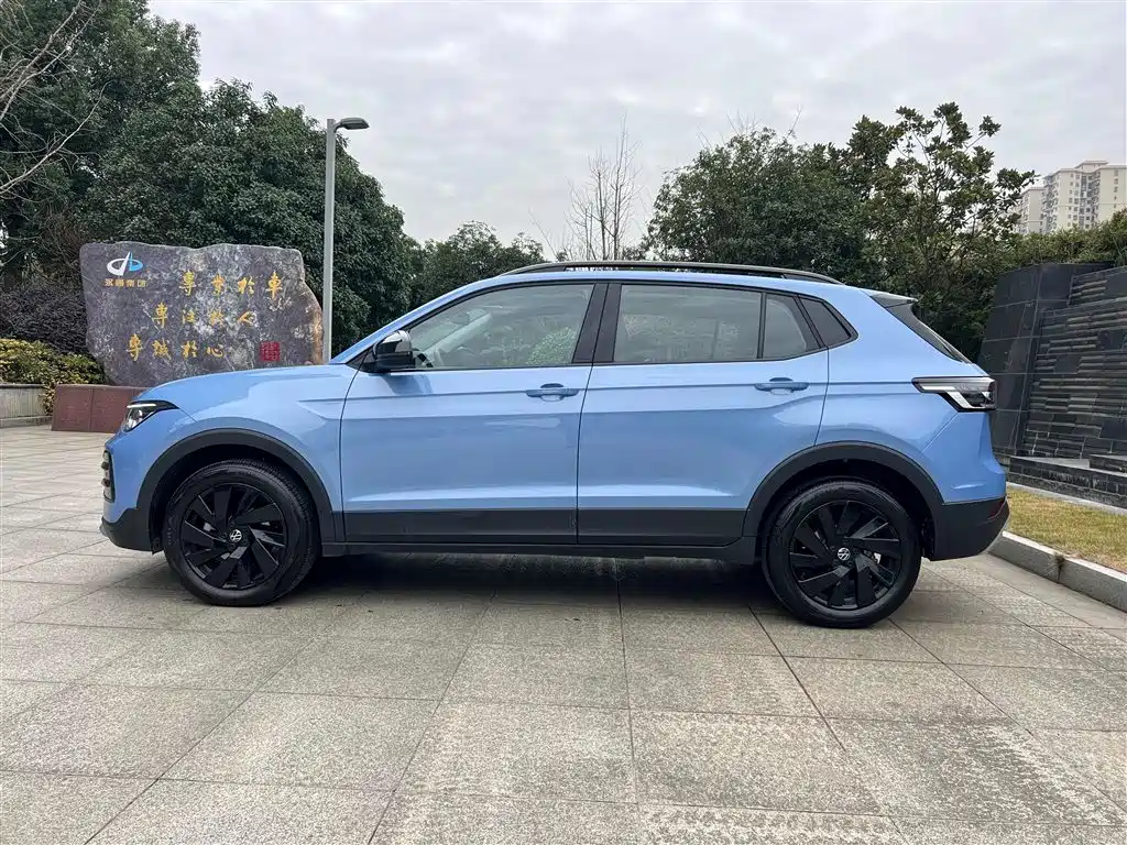 Volkswagen Tharu 2025 New Edge 300TSI Enjoyment Edition фото 12