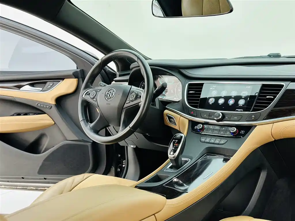 Buick LaCrosse 2018 Model 20T Luxury Edition фото 15