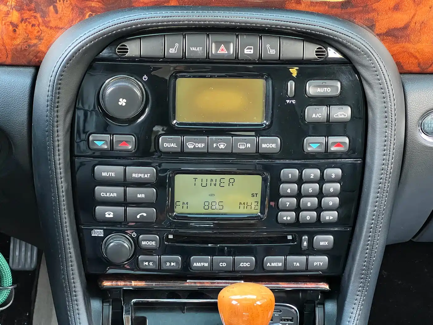 Jaguar XJ 2005 2004 Model XJ8 4.2