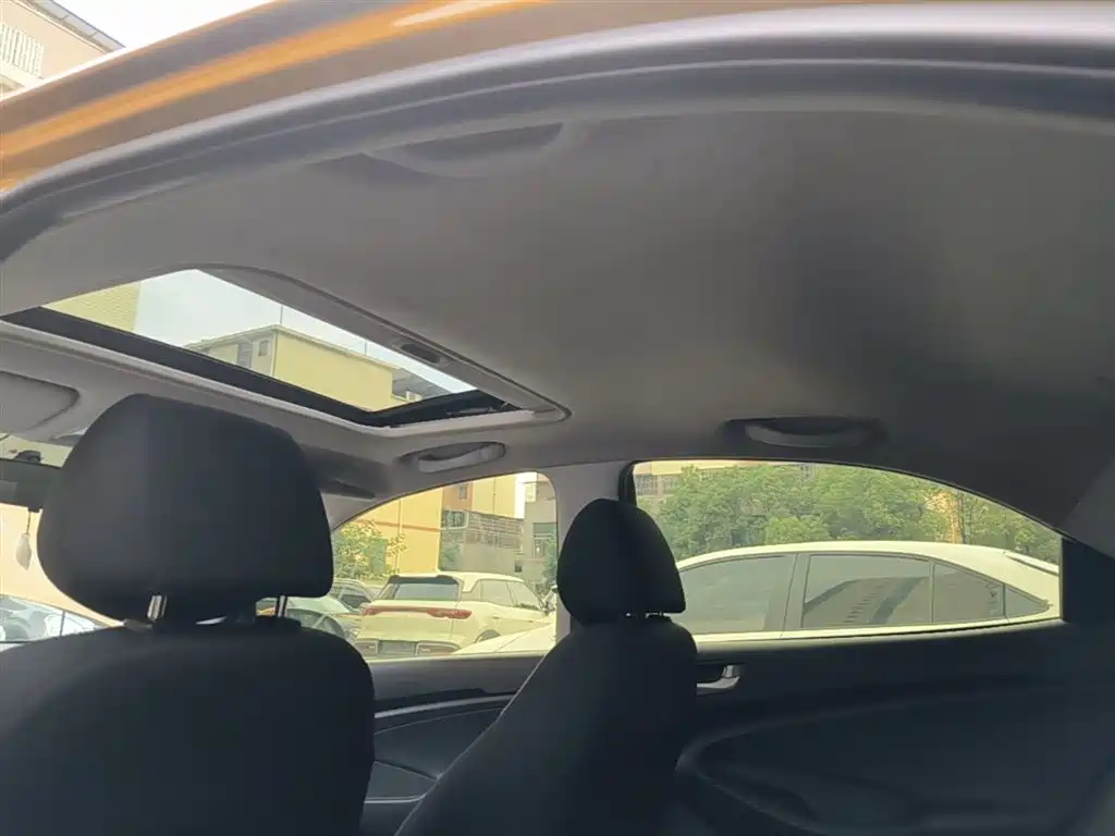 Hyundai Verna 2017 1.4L Auto Jump Edition (China V) фото 18