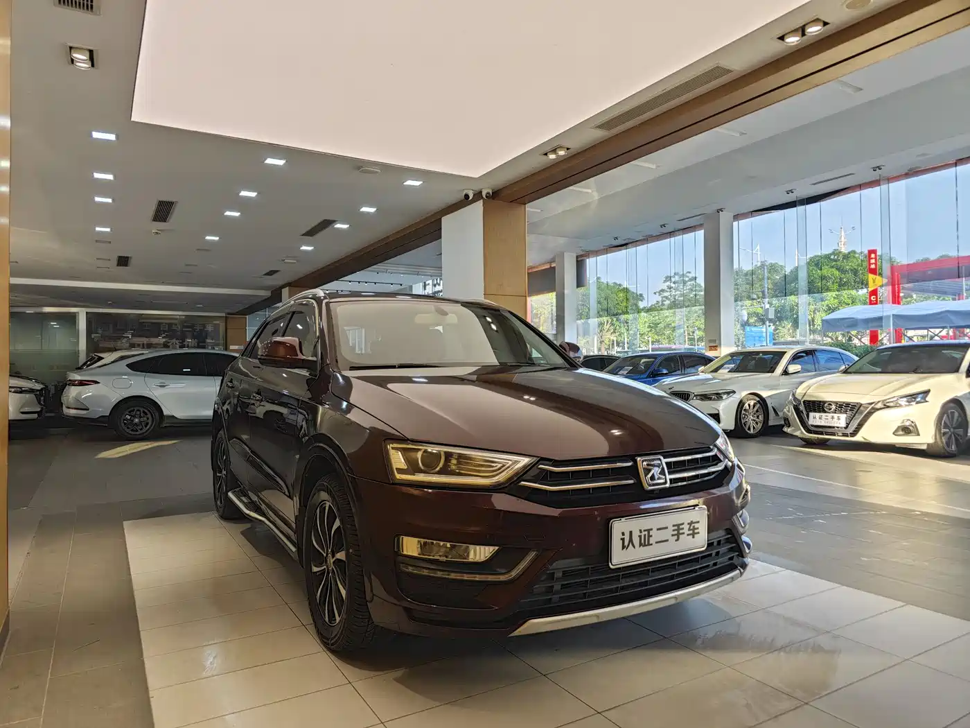 Zotye SR7 2016 2016 1.5T Manual Magic Cube Road Edition China V