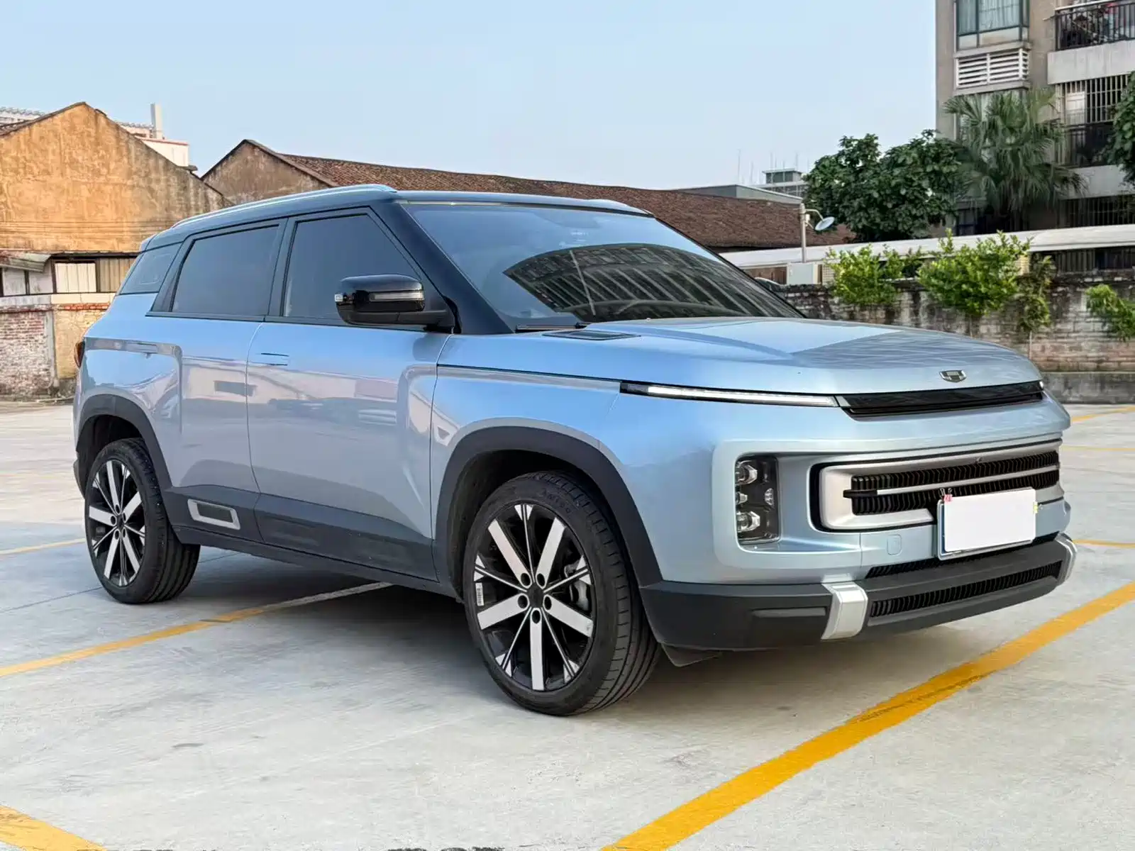 Фото 3 - Geely ICON
