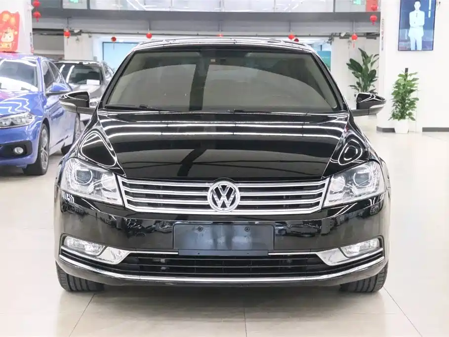 Volkswagen Magotan 2015 Facelift 1.8TSI Luxury фото 2