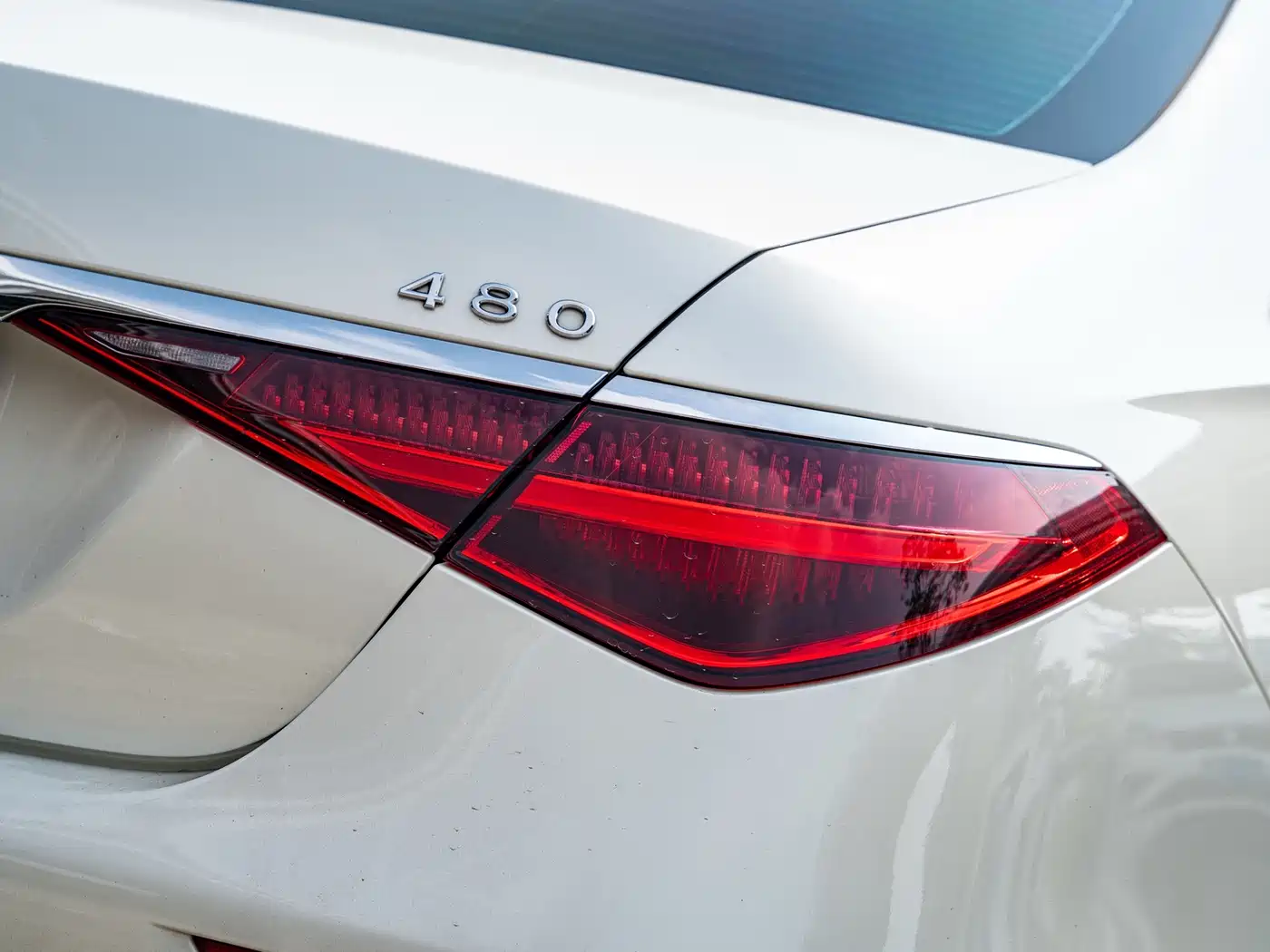 Photo 8 - Mercedes-Benz Maybach S-Class