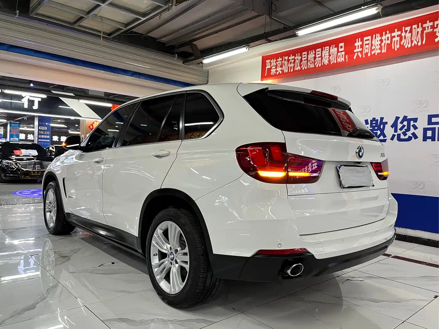 BMW X5 (Import) 2014 xDrive35i Elegance фото 3