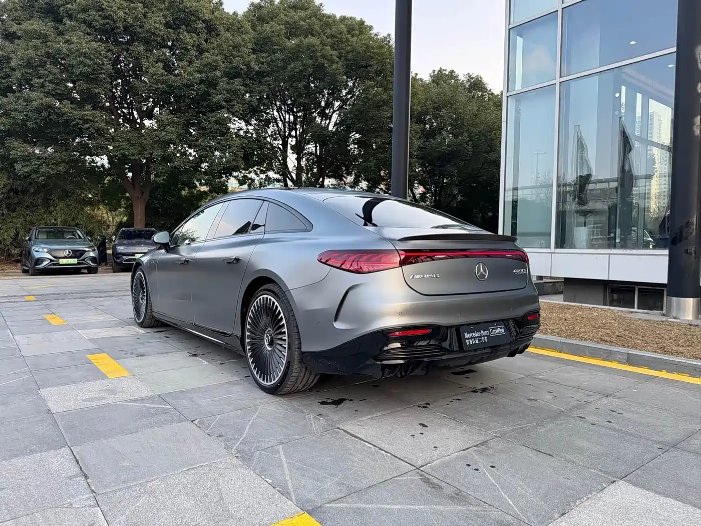 MERCEDES-BENZ EQS AMG