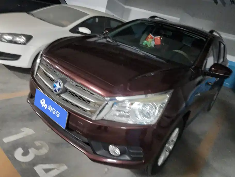 Venucia T70 2016 2016 1.6L Manual Rui Xing Edition