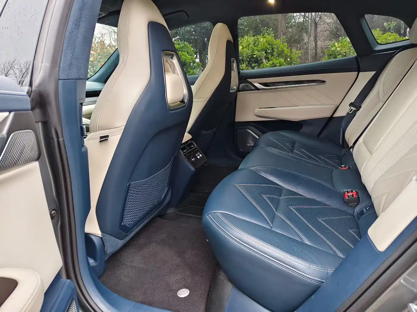 ZEEKR EXTREME KRYPTON 001