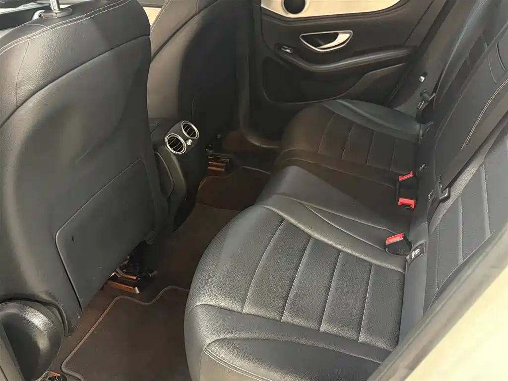 Mercedes-Benz GLC 2017 GLC 200 4MATIC фото 16