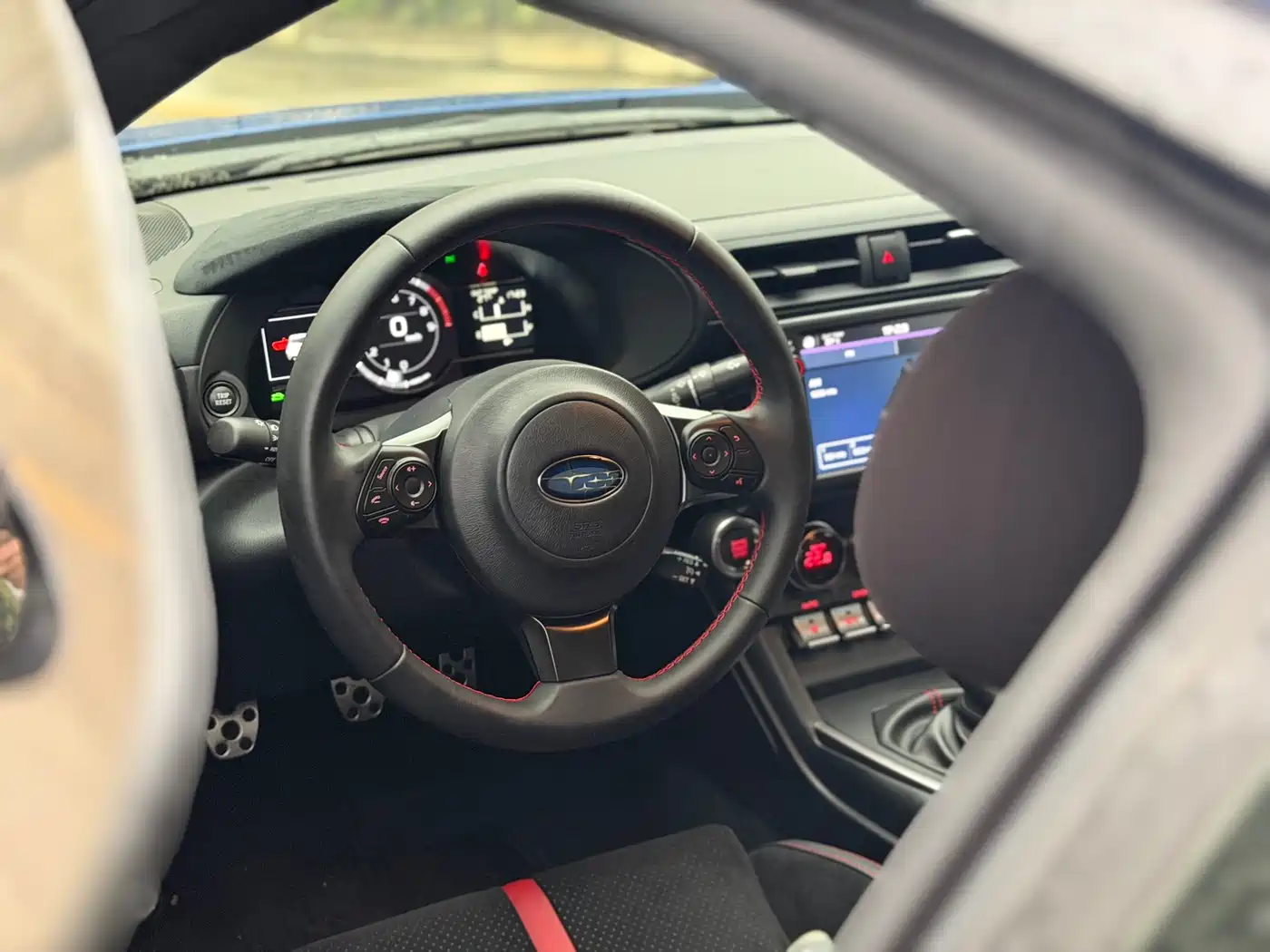Subaru BRZ 2022 2.4L Manual фото 9