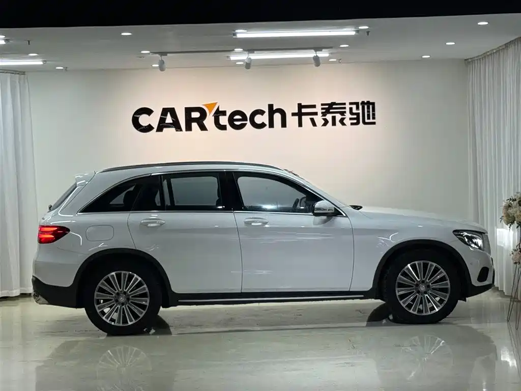 Mercedes-Benz GLC 2017 GLC 200 4MATIC фото 7