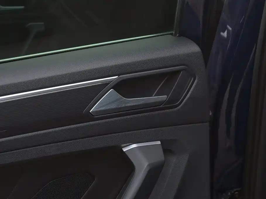 Volkswagen Tiguan 2018 330TSI 4WD Innovation Edition фото 22