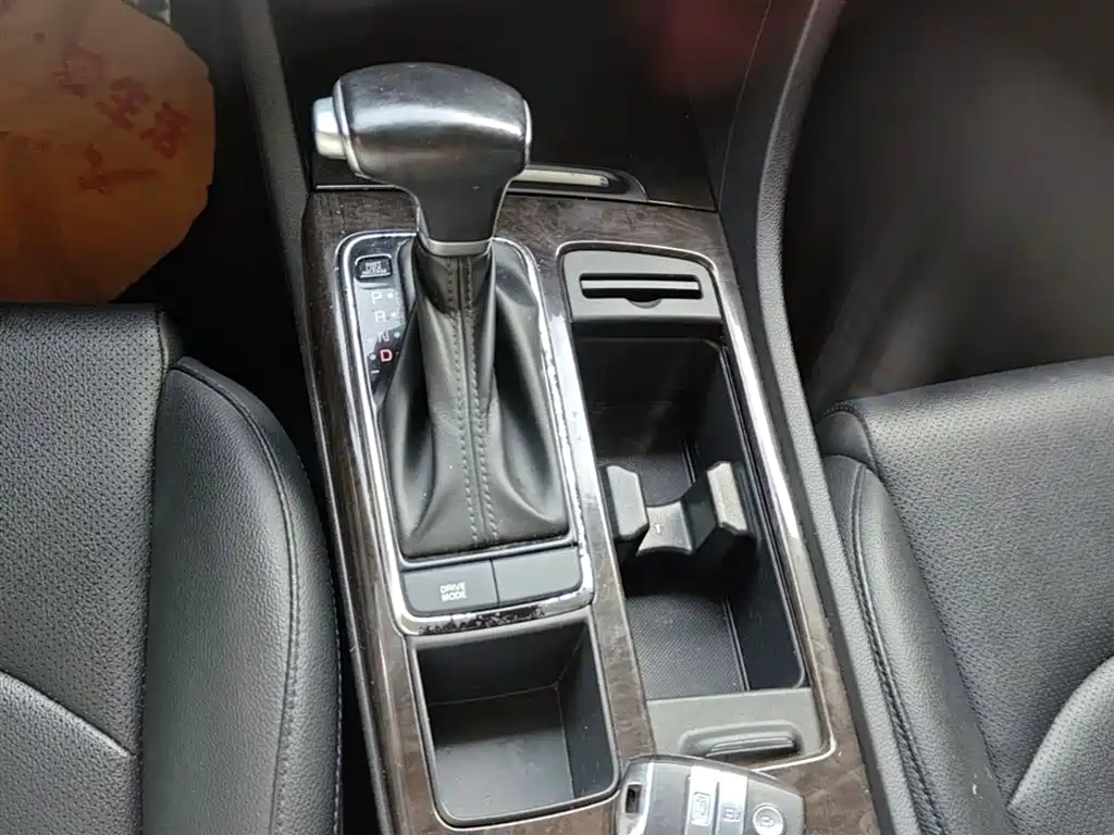 Kia K5 2016 1.6T Automatic LUX фото 14