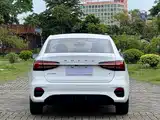 Фото 5 - Roewe i5