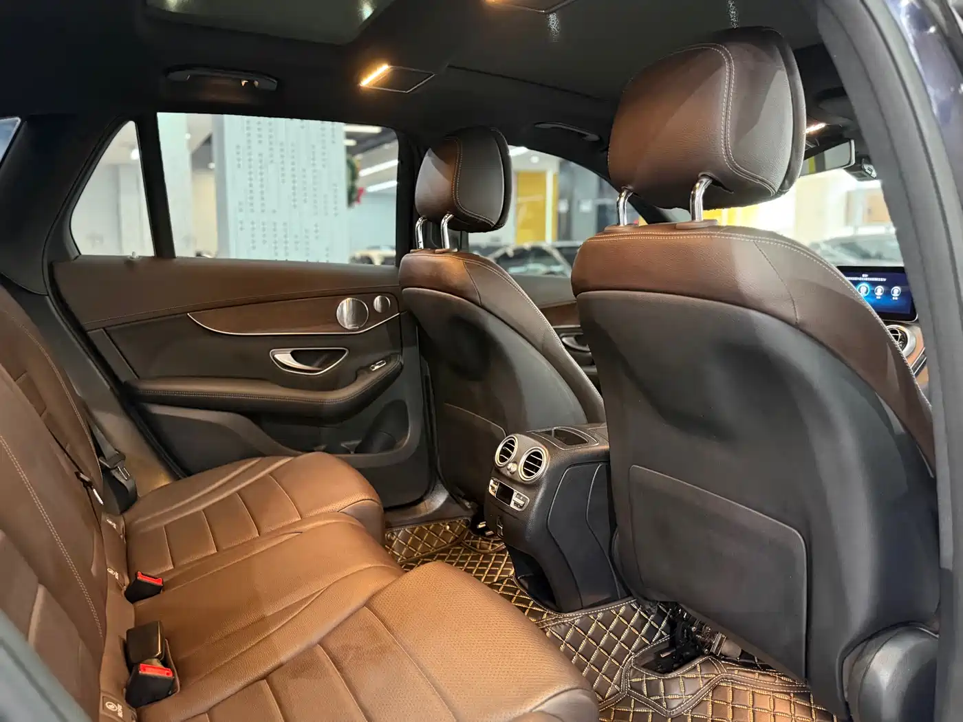 Mercedes-Benz GLC 2021 GLC 300 L 4MATIC Sporty фото 13