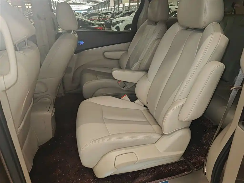 Buick GL8 2018 28T Luxury Model China VI фото 17