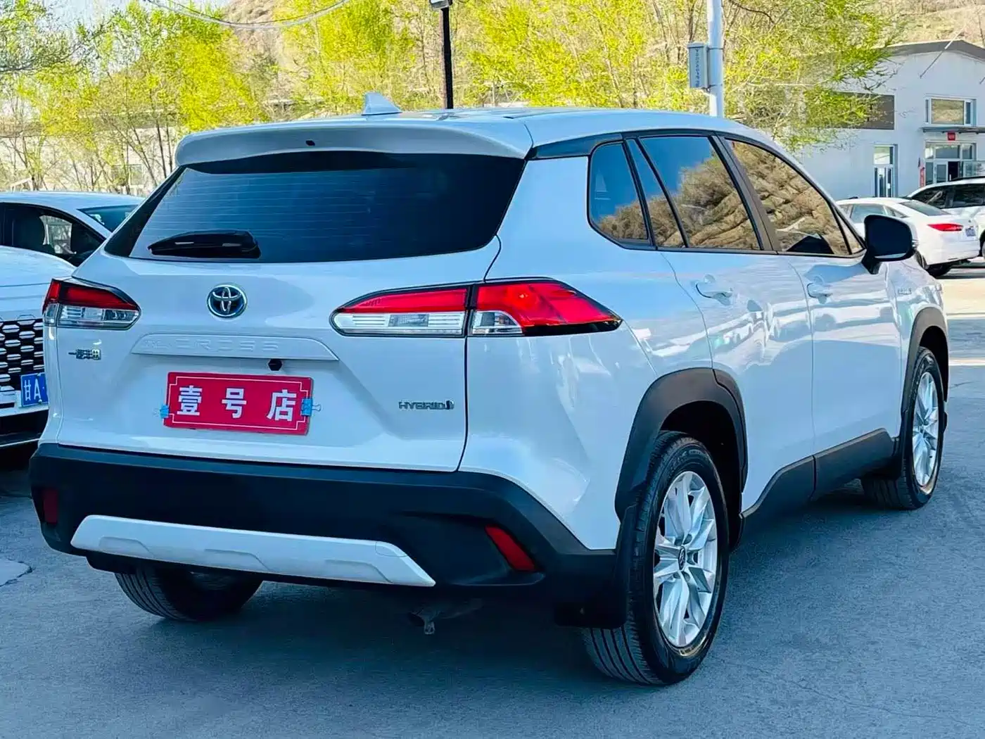 Toyota Corolla Cross 2023 Hybrid 2.0L Pioneer Edition фото 4