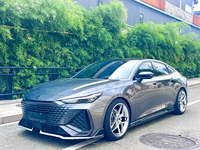 Changan UNI-V 2022
