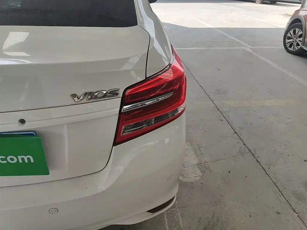 Toyota Vios 2017 1.5L CVT Pioneer фото 8
