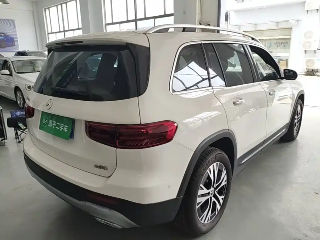 Mercedes-Benz GLB 2025 2024 Facelift GLB 220 Dynamic