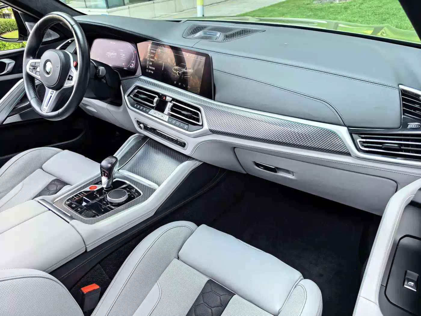 BMW X6 M 2022 X6 M фото 26