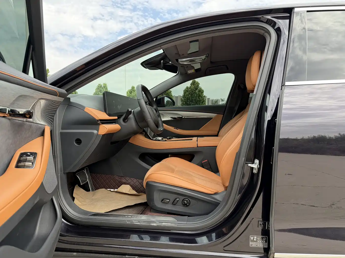 Voyah Auto VOYAH Zhuiguang 2024 PHEV AWD Ultra Long Range Flagship фото 8