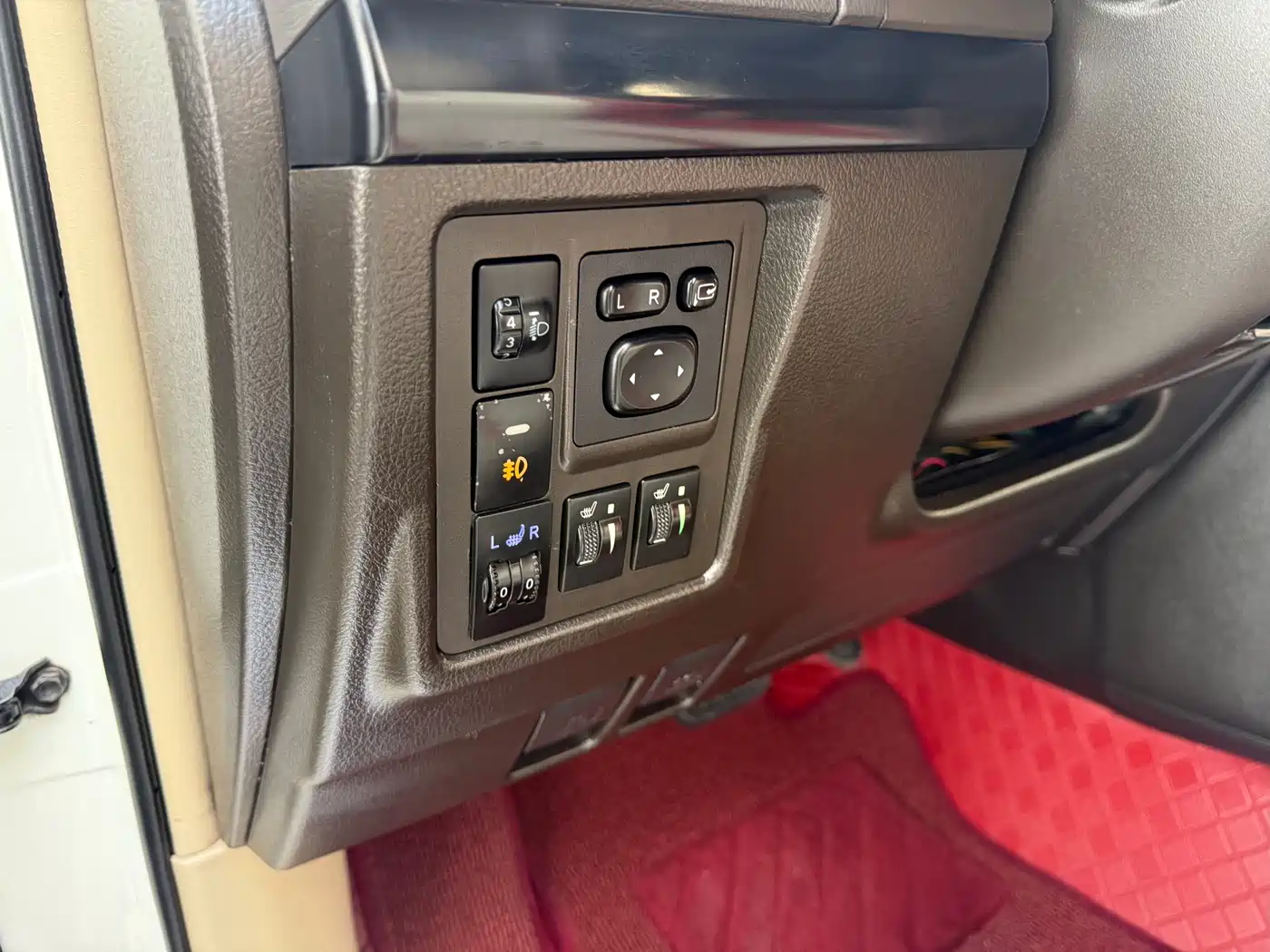 Toyota Prado (Import) 2010 2.7L Automatic Standard фото 10