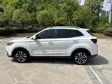 Фото 14 - Roewe RX3