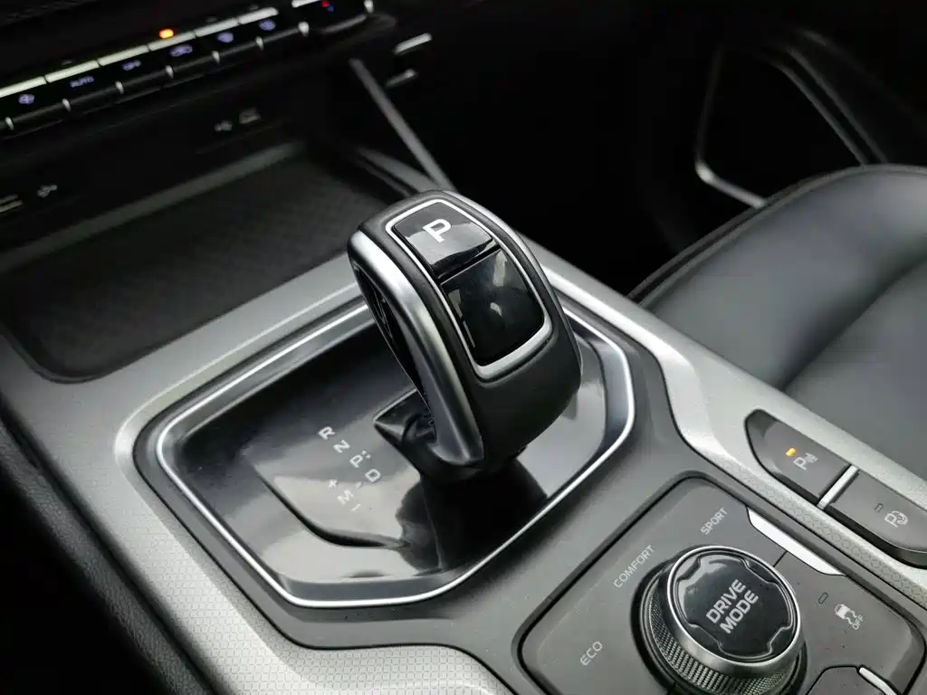 Geely Okavango 2020 2020 1.8TD DCT Flagship 5-Seater