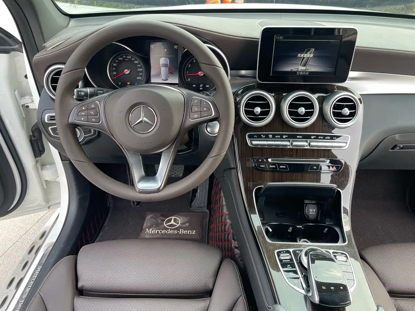 Mercedes-Benz GLC 2019 GLC 260 L 4MATIC Dynamic фото 11