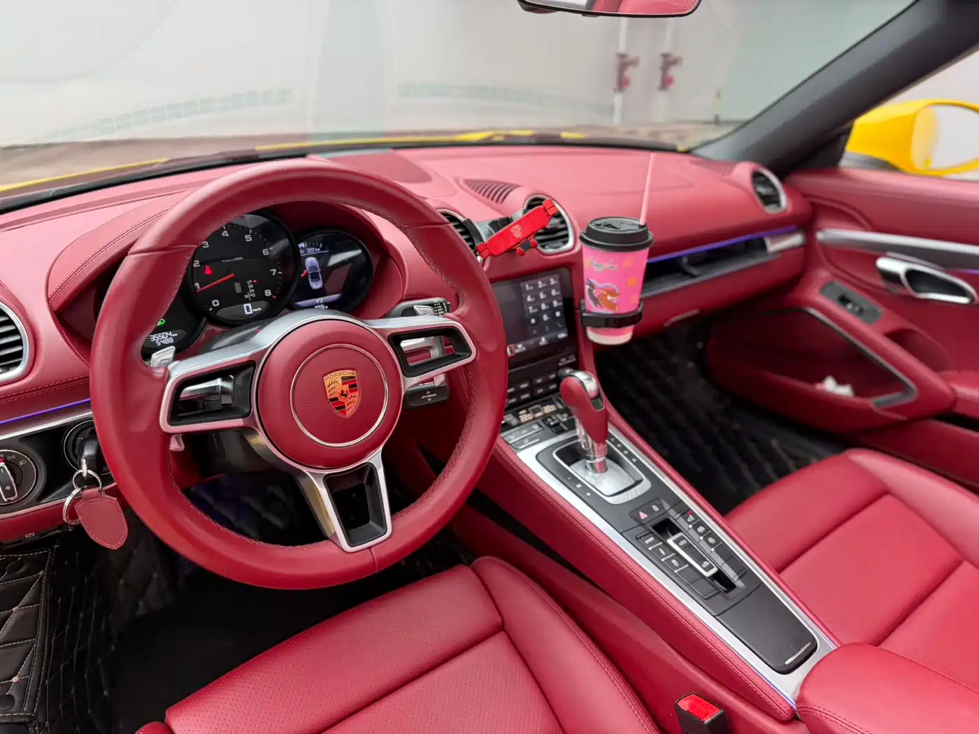Porsche 718 2022 Boxster T 2.0T фото 9
