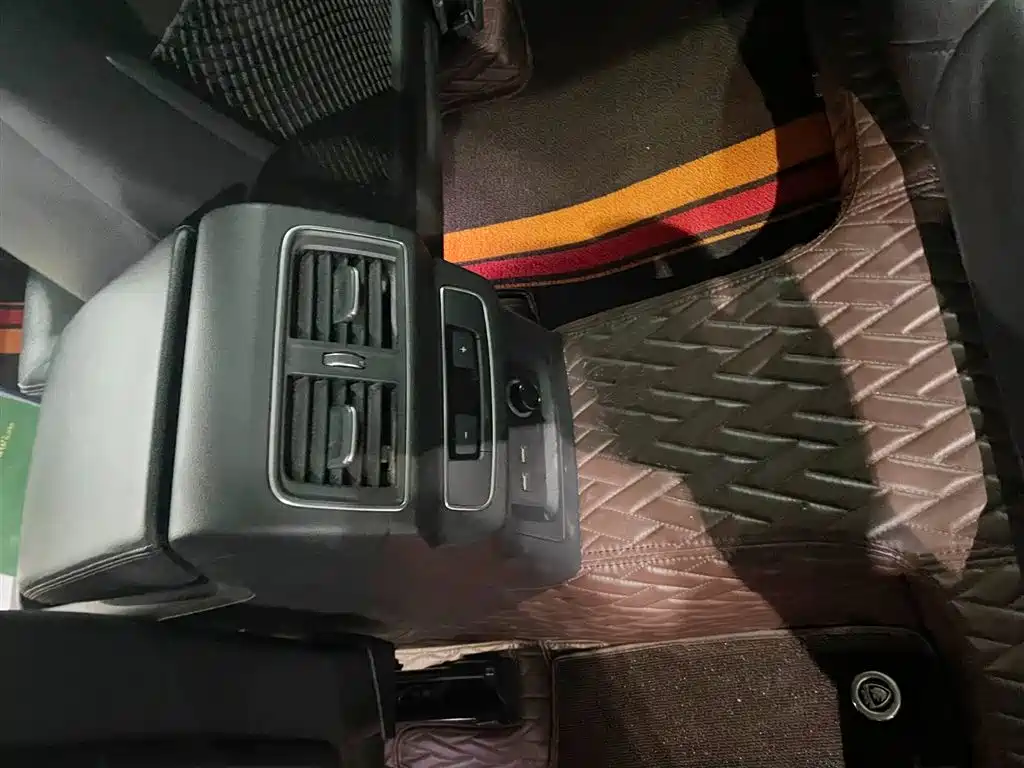 Audi Q5L 2020 40 TFSI Prestige Fashion фото 9