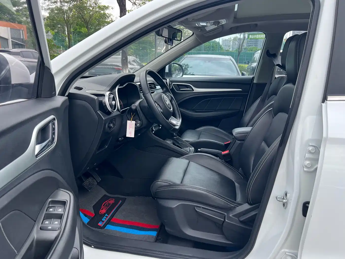 MG ZS 2017 2017 1.5L Auto Premium Internet Edition