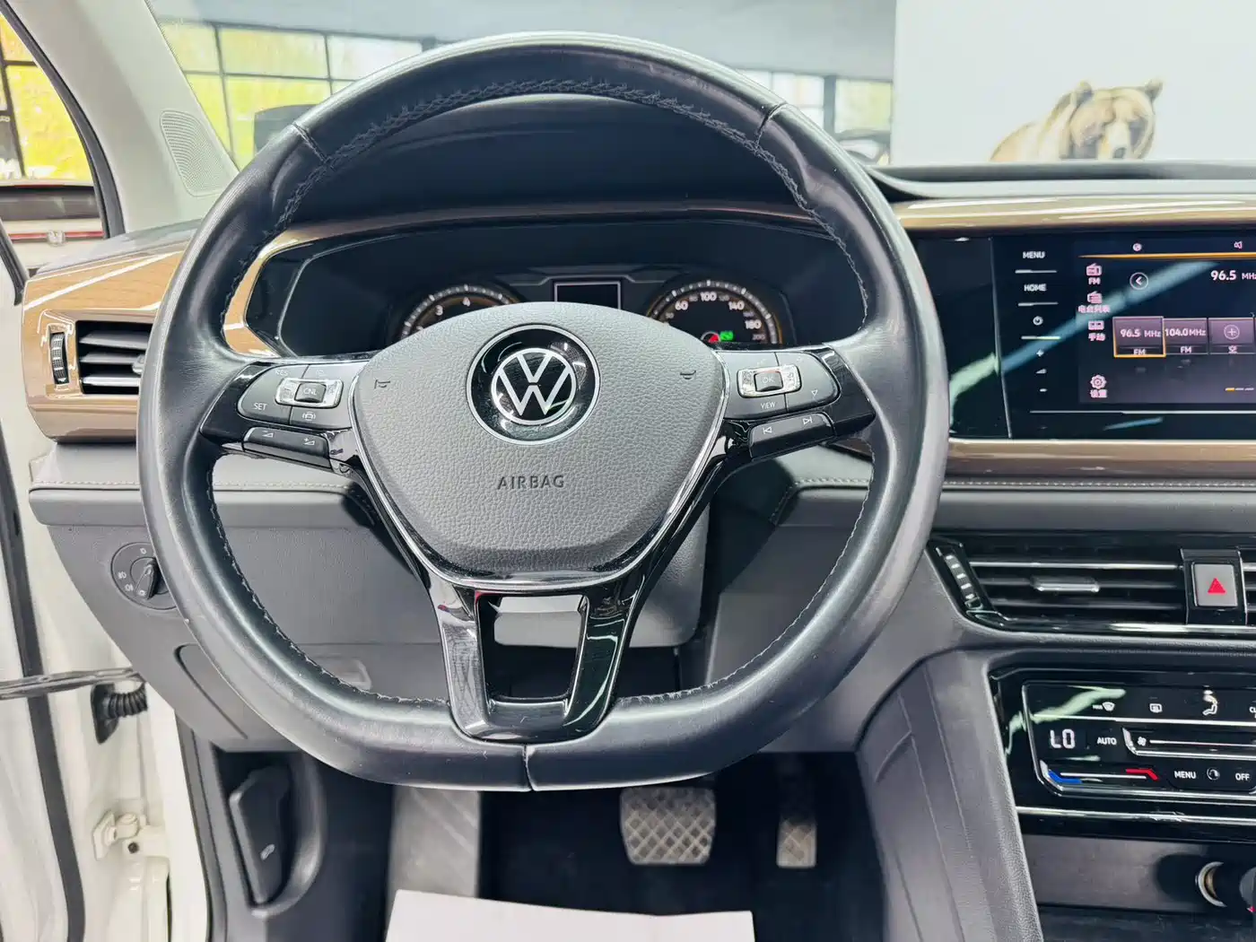 Volkswagen Tharu 2021 Model 280TSI 2WD Luxury Edition фото 8