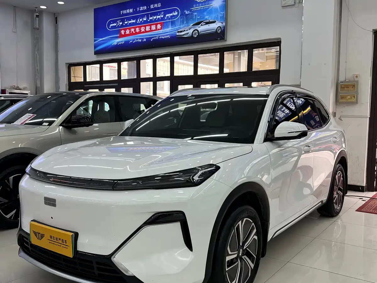 Geely Galaxy Galaxy Starship 7 EM-i 2025 Model 120km Explorer+ Edition