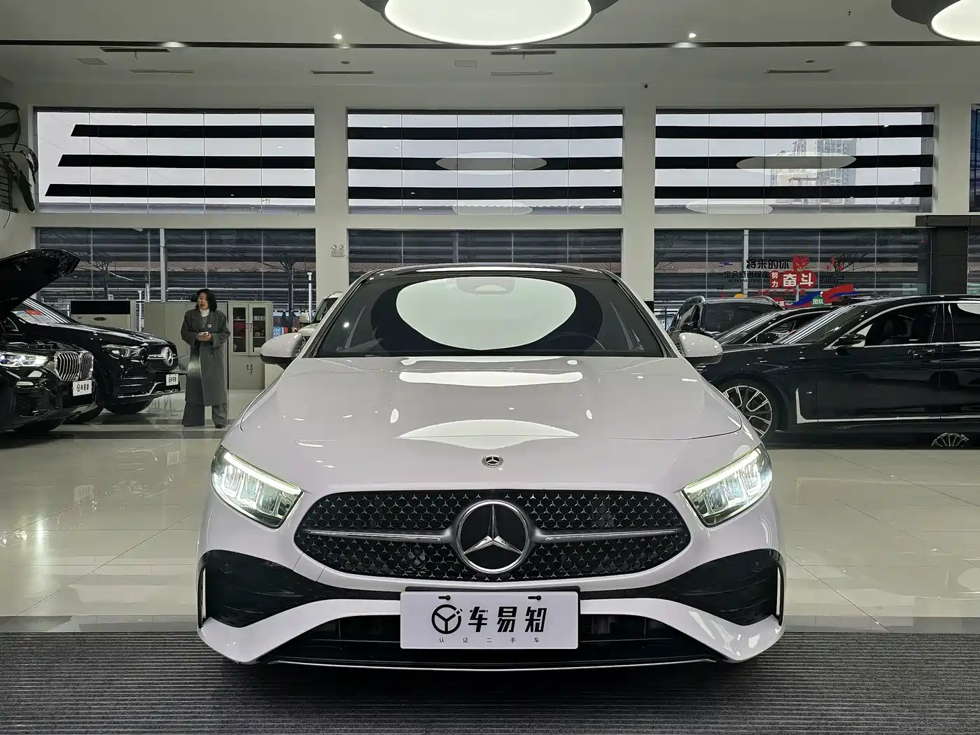 Mercedes-Benz A-Class 2023 A 200 L Fashion фото 2
