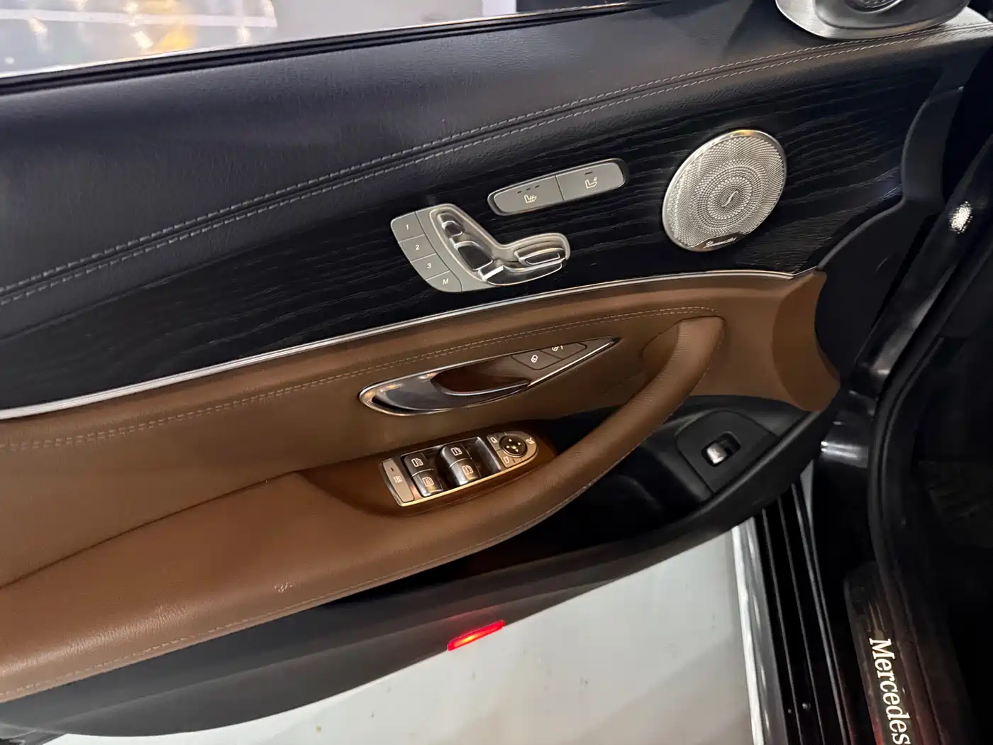Mercedes-Benz E-Class 2020 Facelift E 300 L Fashion фото 3