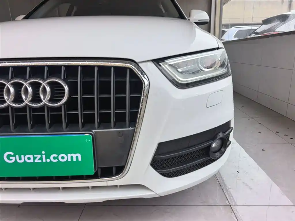 Audi Q3 2015 35 TFSI quattro Technology фото 24