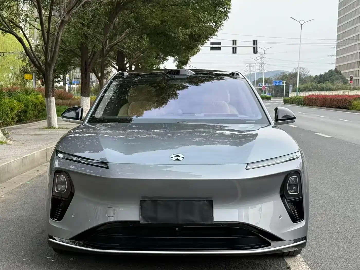 NIO NIO ET9