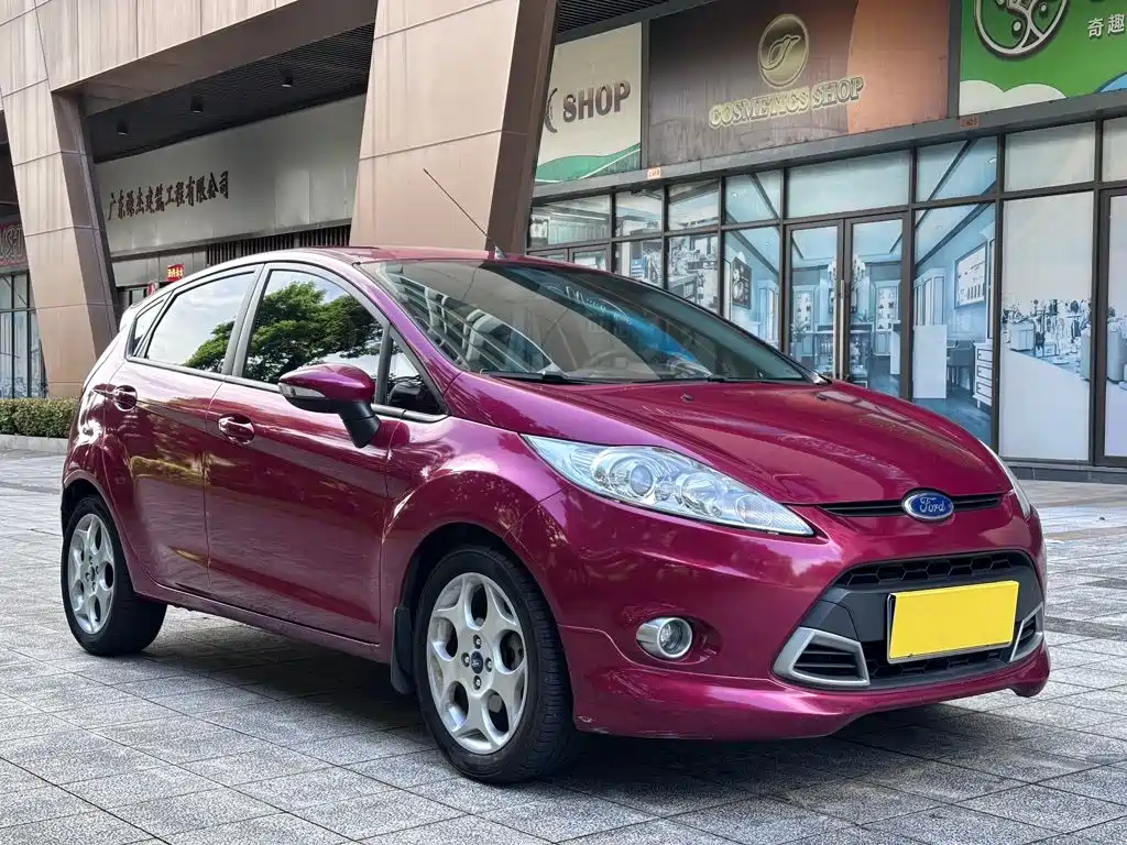 Ford Fiesta 2012 2011 Hatchback 1.5L Automatic Fashion