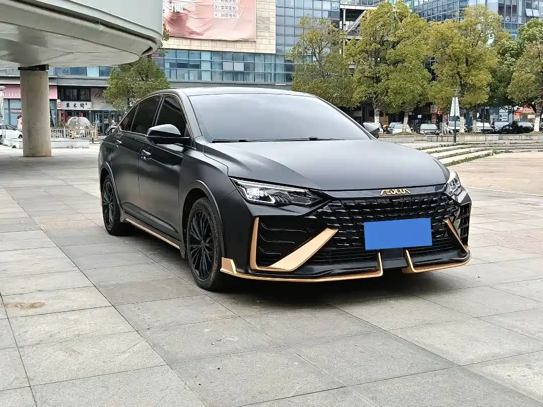 DONGFENG YI HYUN MAX