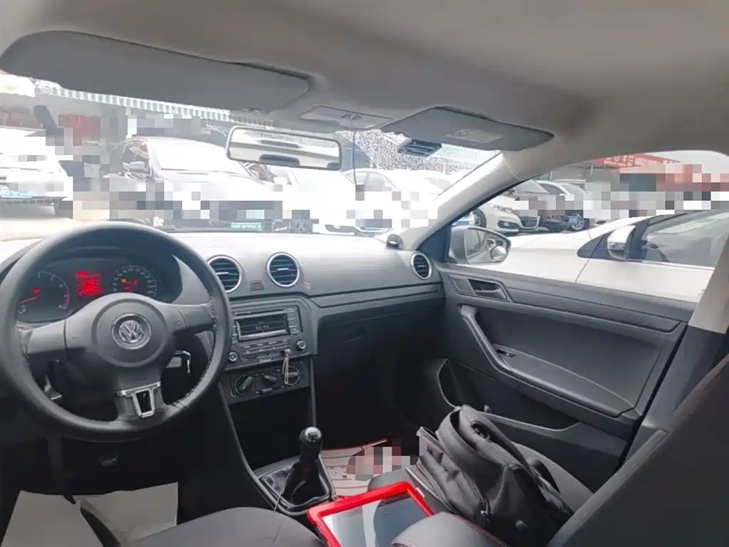 Volkswagen Jetta 2015 Value Edition 1.6L Manual Fashion фото 9
