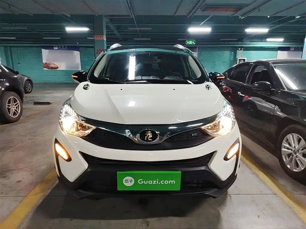 BYD Yuan 2016 1.5TID Automatic Honor фото 3