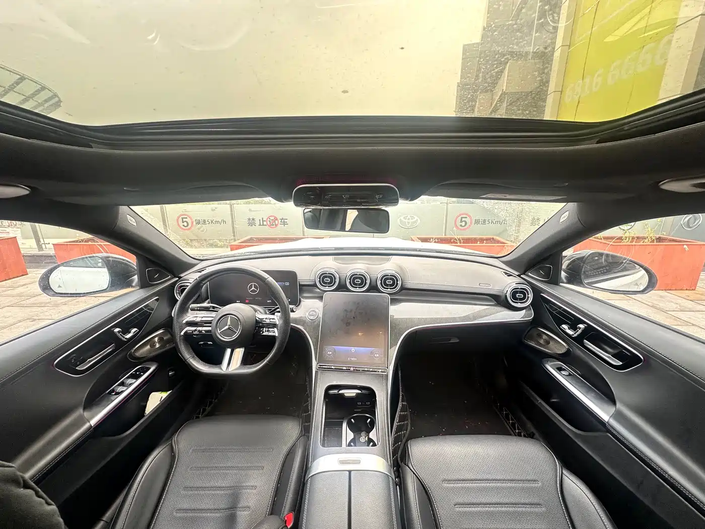 Mercedes-Benz C-Class 2024 C 260 L Night Edition Sport фото 5