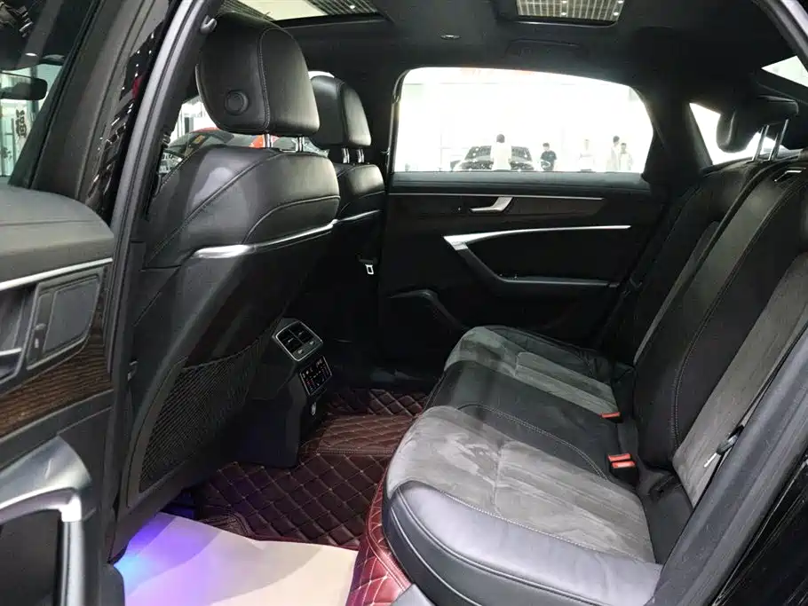 Audi A6L 2019 45 TFSI quattro Premium Dynamic фото 8