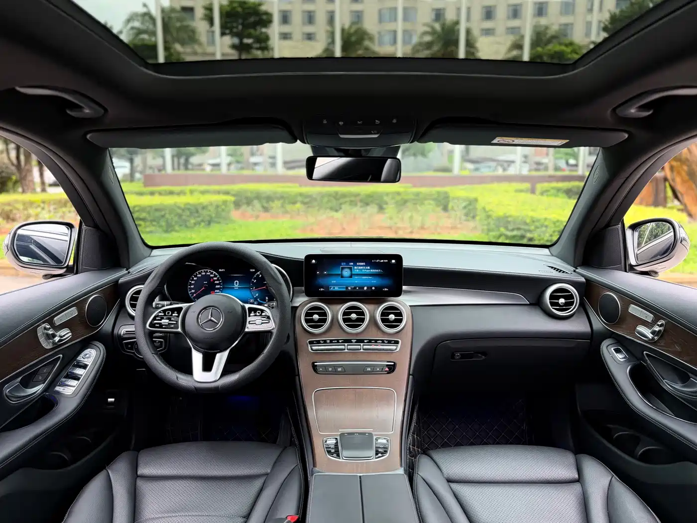 Mercedes-Benz GLC 2022 Model GLC 300 L 4MATIC Dynamic Edition фото 13