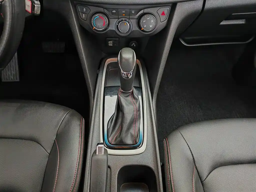 Chevrolet Monza 2019 Redline 320T DCT Refreshing Edition VI фото 13