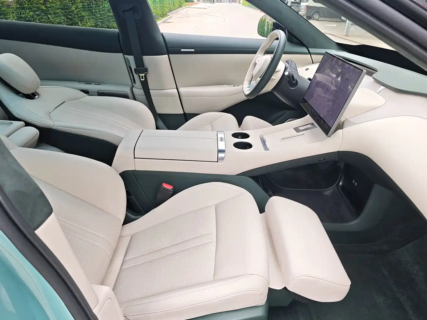 Xiaomi Auto Xiaomi YU7 2025 Ultra Long Range High Performance AWD Max Edition фото 25